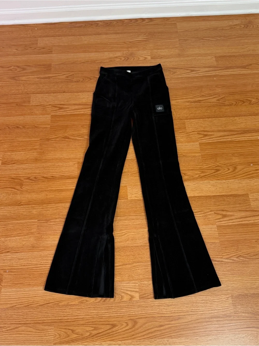 Alo Yoga black high waist flare corduroy pants size small